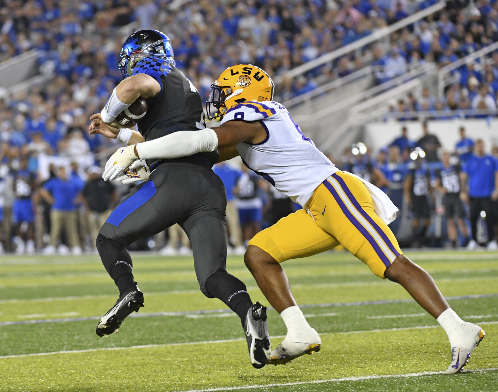 lsukentucky.101021 HS 2717.JPG